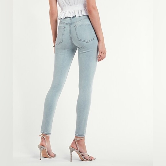 Express Skinny High Rise Jeans Light Wash Excellent Size 8 S - Picture 2 of 10